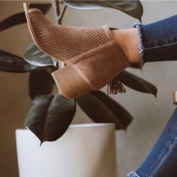 Perforated Tassel Booties - Picture 8 of 11